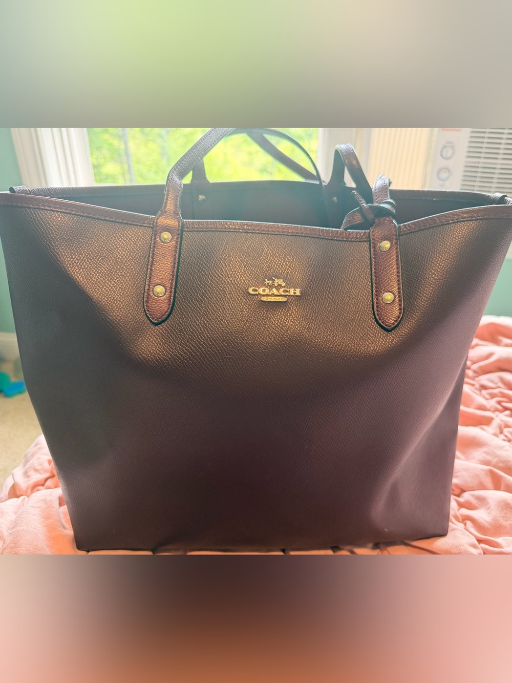 Coach Burgundy Tote Bag - Picture 3 of 16